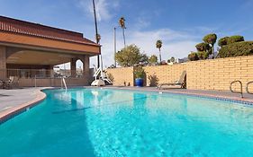 Best Western Inn Pasadena 3*